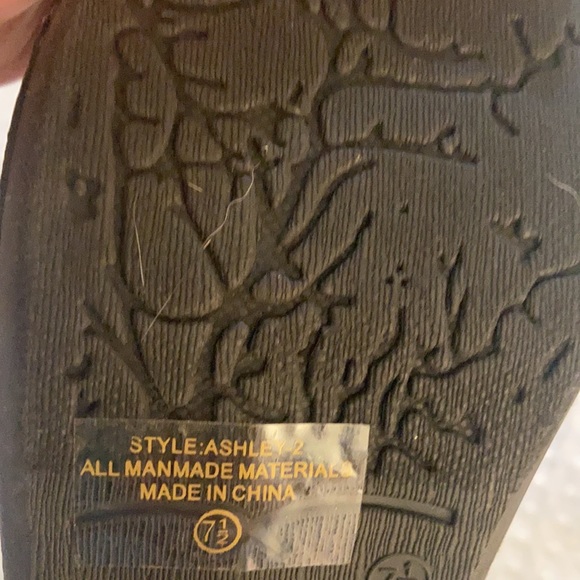 Weeboo Ankle Boots - Picture 6 of 8